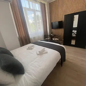 27mp - Dormitor Cu Baie Proprie - Balcon - Bucatarie Complet Utilata Apartament